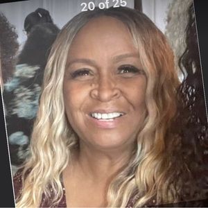 Meet your Posher, Helen